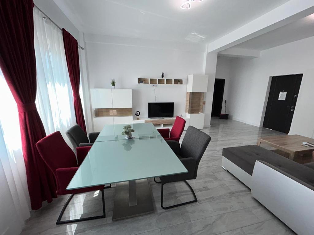 Marvellous Aparthotel With Master Apartments 수체아바 외부 사진